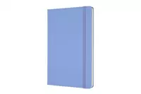 Een Moleskine Plain Hard Cover Notebook Large Hydrangea Blue koop je bij Moleskine.nl