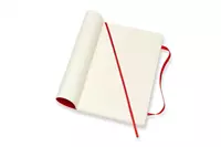 Een Moleskine Plain Soft Cover Notebook Large Scarlet Red koop je bij Moleskine.nl