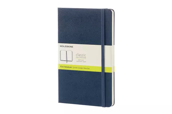Een Moleskine Plain Hard Cover Notebook Large Sapphire Blue koop je bij Moleskine.nl