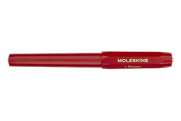 Een Moleskine X Kaweco Ballpoint Pen 1.0mm Red koop je bij Moleskine.nl