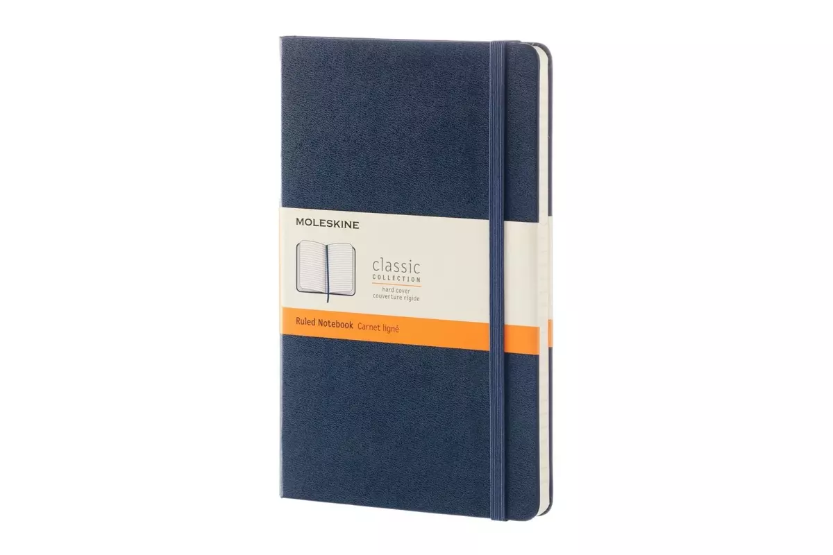 Een Moleskine Ruled Hardcover Notebook Large Sapphire Blue koop je bij Moleskine.nl