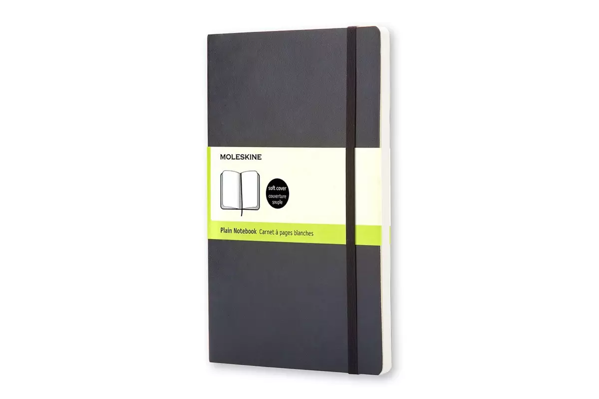 Een Moleskine Plain Softcover Notebook Large Black koop je bij Moleskine.nl