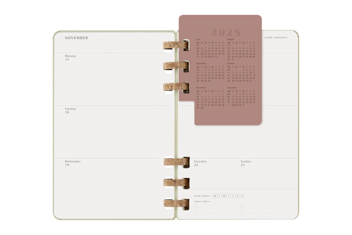 Een Moleskine 2025-2026 Academic Spiral Planner Weekly/Monthly Kiwi - Large, Hardcover koop je bij Moleskine.nl