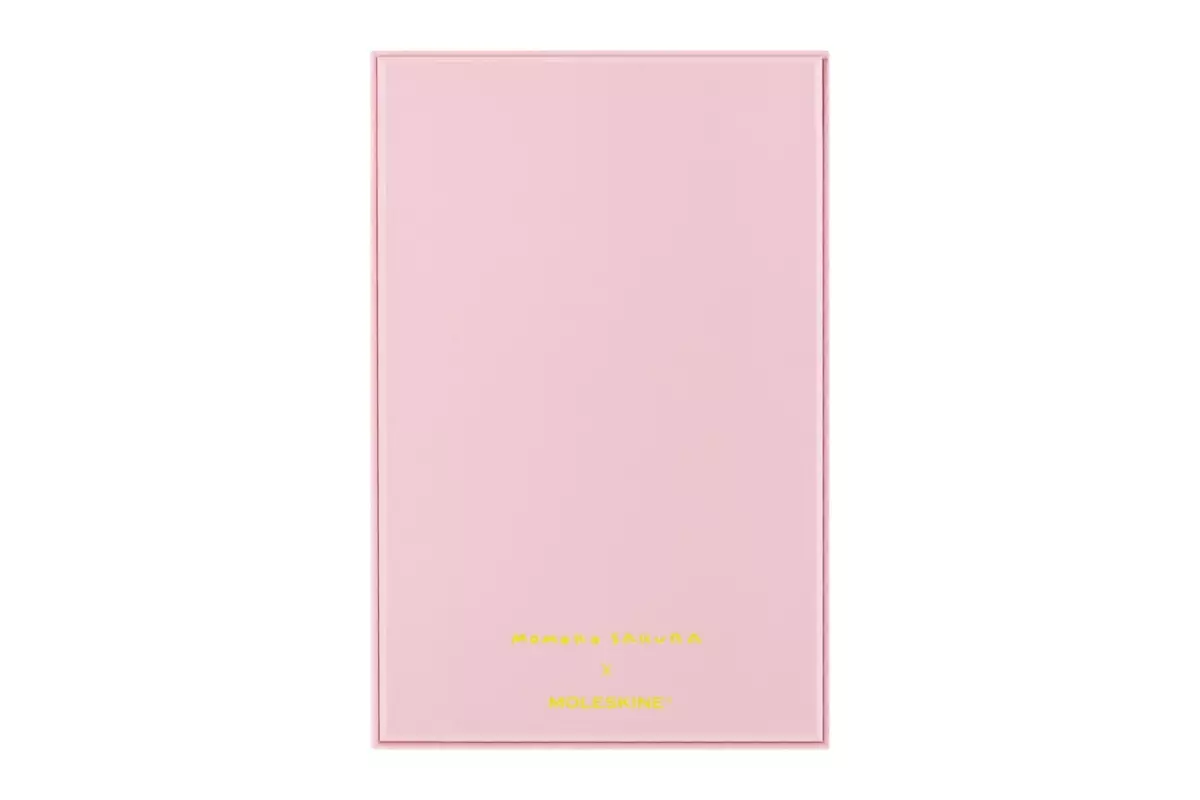 Een Moleskine 2024/2025 18M Sakura 'Maruko' Weekly Planner Large (LE) in Gift Box koop je bij Moleskine.nl