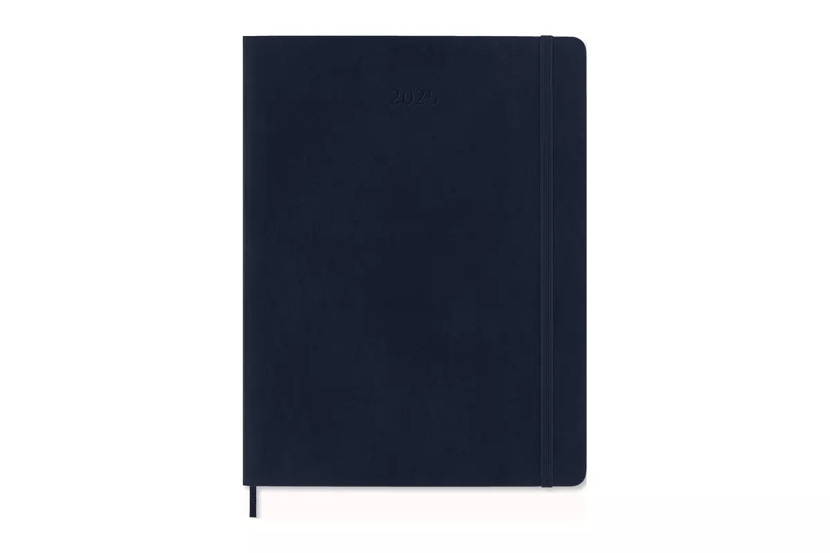 Een Moleskine 2025 12M Weekly Softcover XL Sapphire Blue koop je bij Moleskine.nl