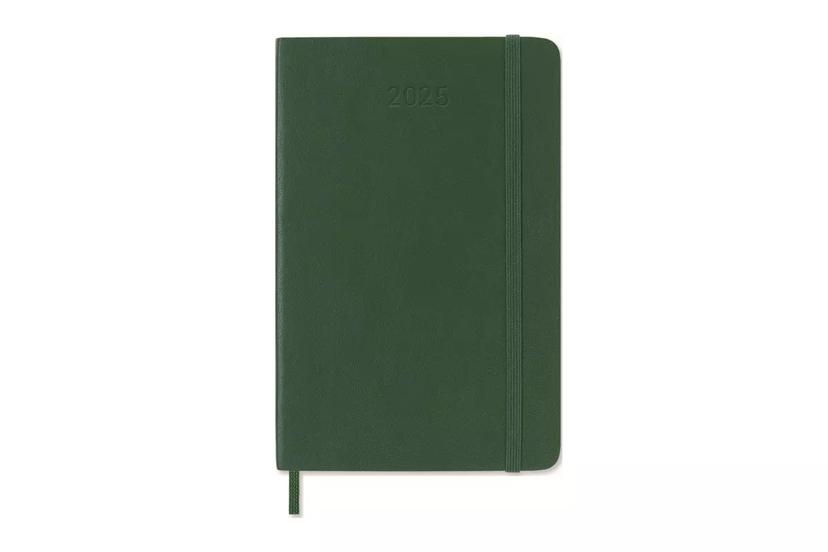 Een Moleskine 2025 12M Daily Softcover Pocket Myrtle Green koop je bij Moleskine.nl