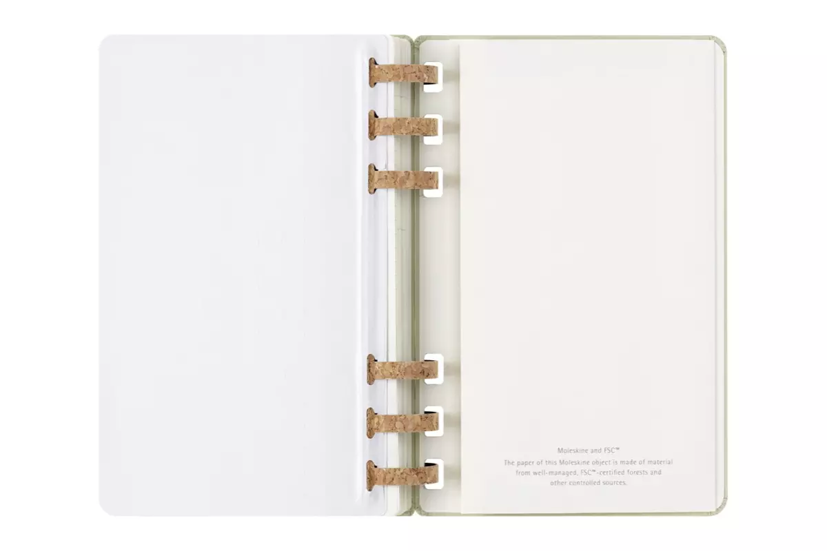 Een Moleskine 2025 12M Weekly/Monthly Life Spiral Planner Hardcover Large Crush Kiwi koop je bij Moleskine.nl