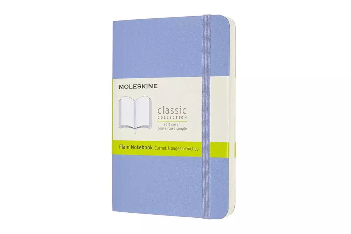 Een Moleskine Plain Soft Cover Notebook Pocket Hydrangea Blue koop je bij Moleskine.nl