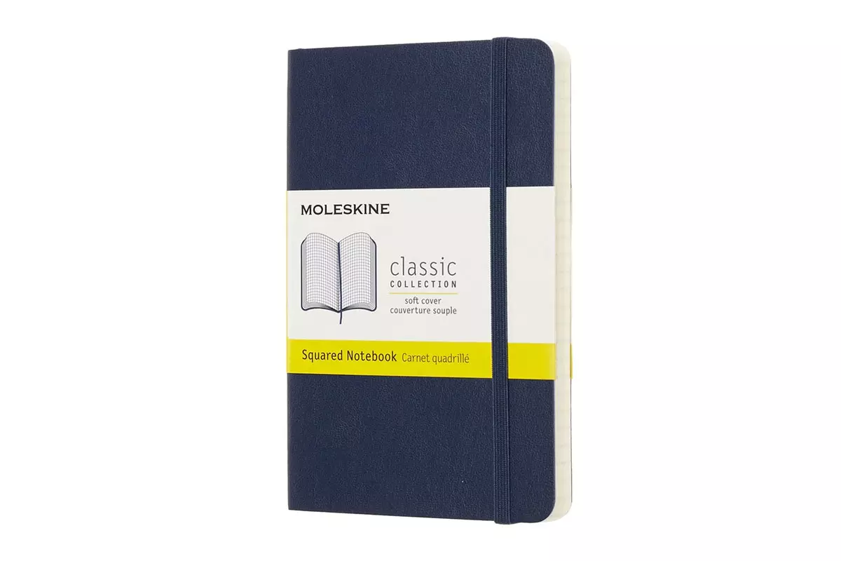 Een Moleskine Squared Soft Cover Notebook Pocket Sapphire Blue koop je bij Moleskine.nl