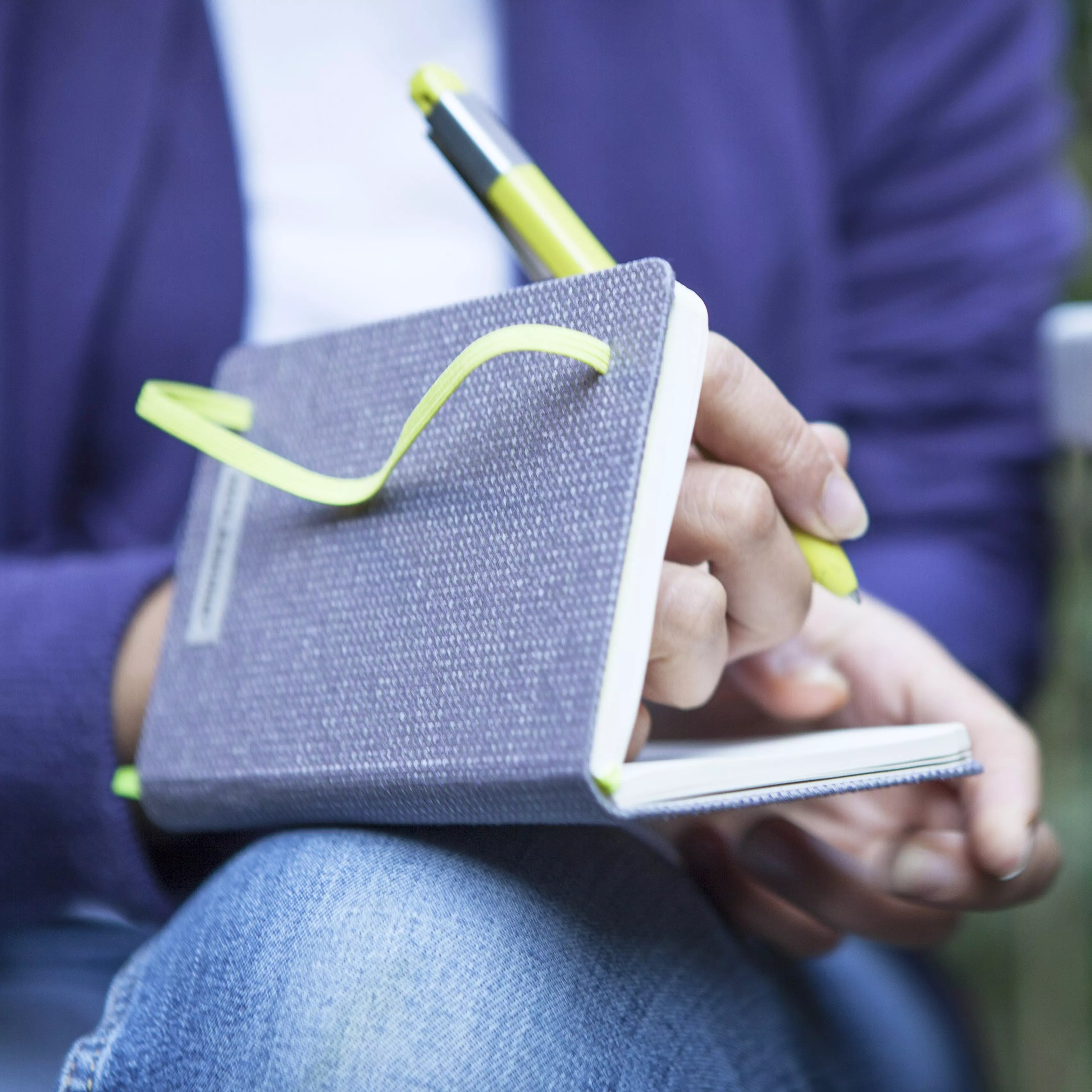 Een Moleskine Limited Blend Notebook Ruled Hardcover Pocket Violet koop je bij Moleskine.nl