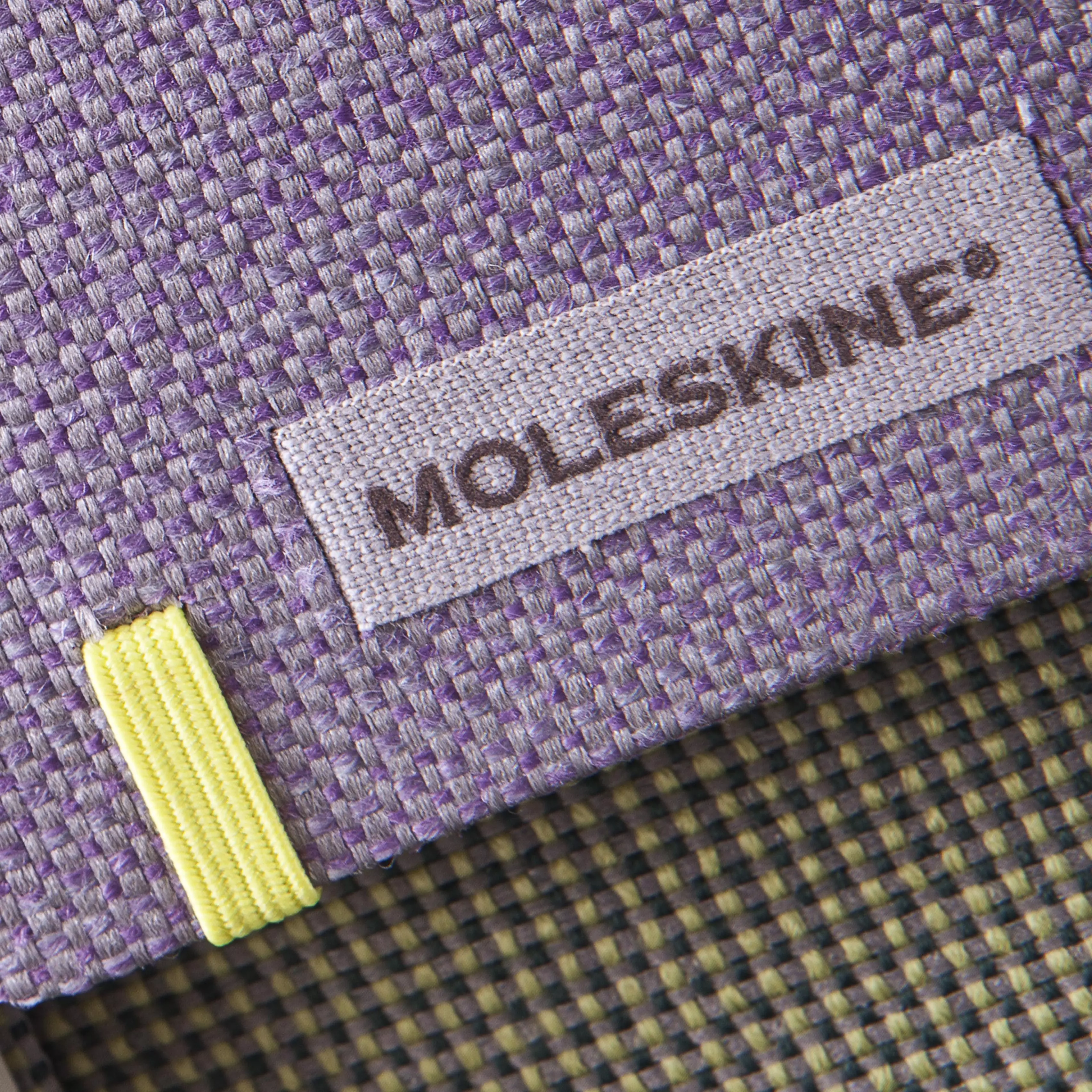 Een Moleskine Limited Blend Notebook Ruled Hardcover Pocket Violet koop je bij Moleskine.nl