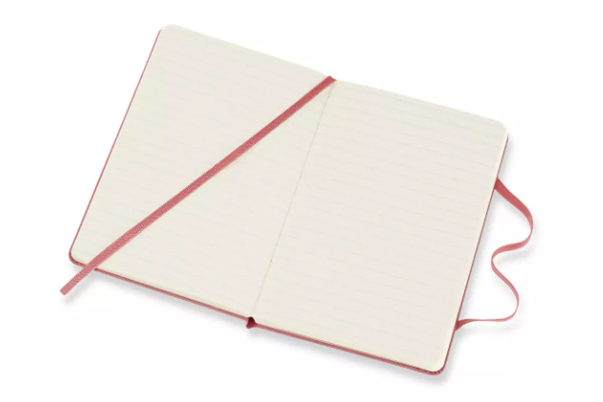 Een Moleskine Plain Notebook Pocket Hardcover Daisy Pink koop je bij Moleskine.nl